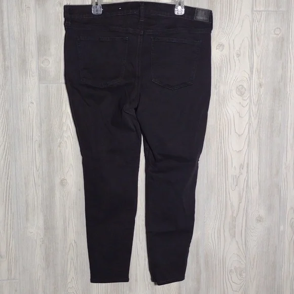 American Eagle Stretch Skinny Jeans - Picture 5 of 15